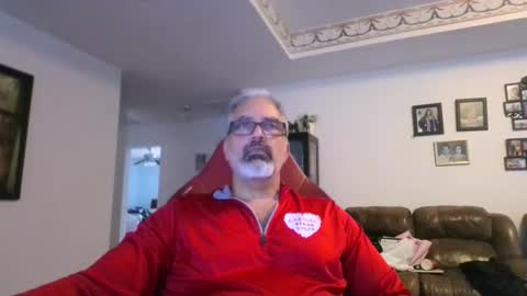 aladdin31673 online show from 04-23-26, 12:12