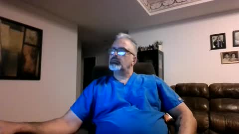 aladdin31673 online show from 05-27-26, 02:19