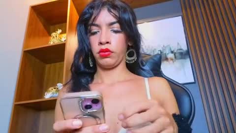 Alahia Rodriguez online show from 05-04-26, 07:54