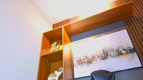 Alahia Rodriguez online show from 05-12-26, 02:25