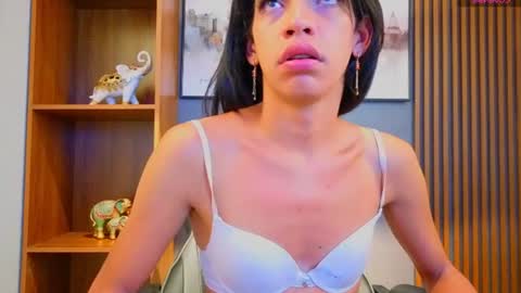 Alahia Rodriguez online show from 07-10-26, 10:51