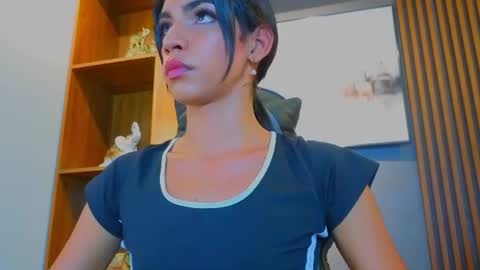 Alahia Rodriguez online show from 07-17-26, 06:57