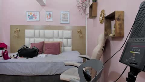 alahia_am online show from 10-13-25, 11:54