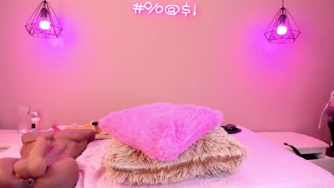 Snapshot of alahia_betancur chatting on 01-15-25, 03:29 Alahia  online show from 01-15-25, 03:29