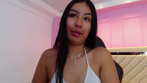Snapshot of alahiacruz1 chatting on 10-02-25, 12:23 A L A H I A online show from 10-02-25, 12:23