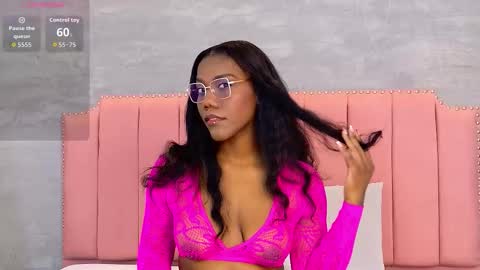 Snapshot of alaia_colins chatting on 01-13-26, 03:34 alaia_colins online show from 01-13-26, 03:34