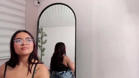 alaia_soto online show from 03-05-25, 11:27