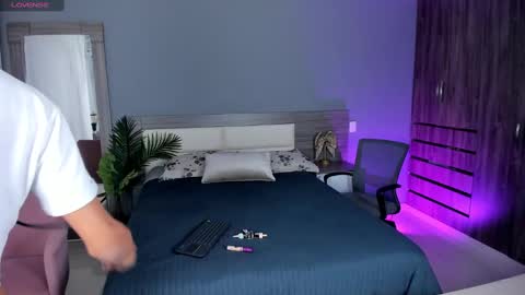 alaiaguerra online show from 11-23-25, 07:46