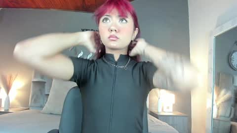  Alaia  online show from 01-27-25, 11:32