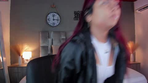  Alaia  online show from 03-05-25, 11:38