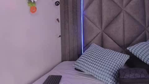  Alaia  online show from 10-27-25, 11:36