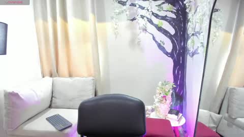     online show from 05-30-26, 04:37