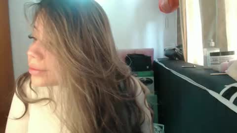 alaina_blessed online show from 05-19-26, 03:40