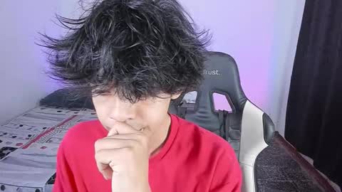 Snapshot of alan18n chatting on 11-21-25, 04:55 alan18n online show from 11-21-25, 04:55