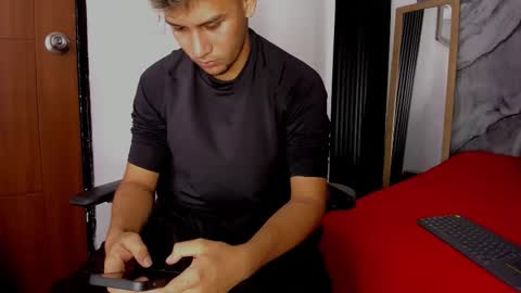 Snapshot of alan__smith chatting on 11-18-25, 08:24 alan__smith online show from 11-18-25, 08:24