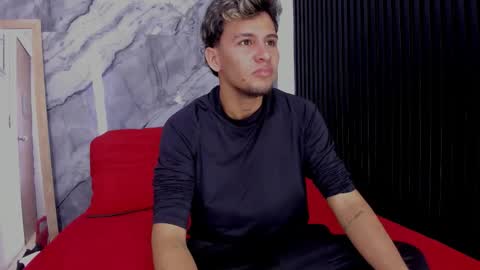 Snapshot of alan__smith chatting on 11-20-25, 07:35 alan__smith online show from 11-20-25, 07:35