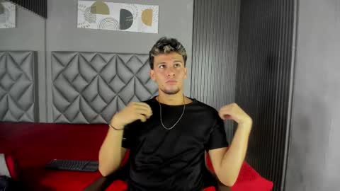 Snapshot of alan__smith chatting on 11-25-25, 07:47 alan__smith online show from 11-25-25, 07:47