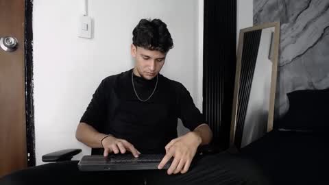 Snapshot of alan__smith chatting on 01-09-26, 09:16 alan__smith online show from 01-09-26, 09:16