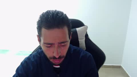 Snapshot of alan_allexander chatting on 03-05-25, 03:29 ALAN online show from 03-05-25, 03:29