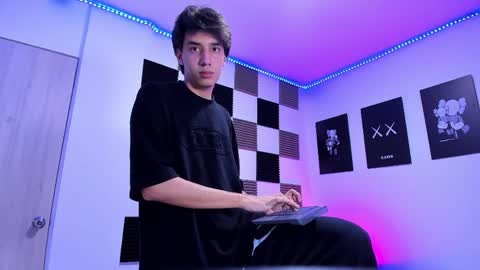 Alan Boy online show from 03-31-26, 03:41