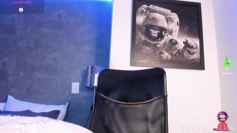 Snapshot of alan_morrys chatting on 12-15-24, 03:56 alan_morrys online show from 12-15-24, 03:56