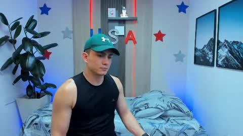 Alan  Kevin can we reach 100 thumbs up please guys  online show from 07-03-26, 07:09