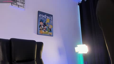 Snapshot of alan_rosee chatting on 01-21-25, 01:11 Alan online show from 01-21-25, 01:11
