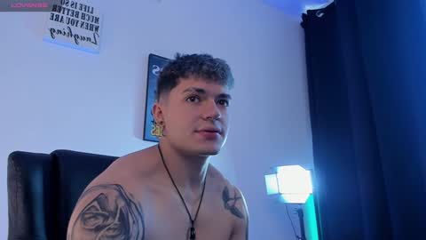 Snapshot of alan_rosee chatting on 01-26-25, 03:03 Alan online show from 01-26-25, 03:03