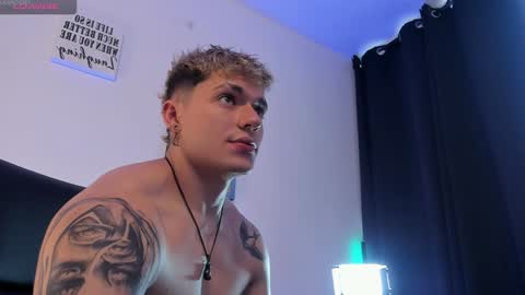 Snapshot of alan_rosee chatting on 02-04-25, 02:10 Alan online show from 02-04-25, 02:10
