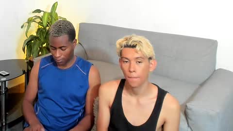 Snapshot of alan_scot chatting on 12-24-24, 02:43 Alan and Criss - WE JUST FRIENDS WITH BENEFITS BOTH VERS online show from 12-24-24, 02:43