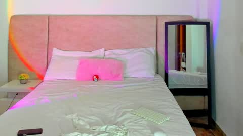 Snapshot of alana__get chatting on 12-30-24, 11:26 online show from 12-30-24, 11:26