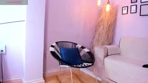 Alana online show from 10-22-25, 12:27