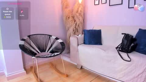 Alana online show from 12-17-25, 12:44