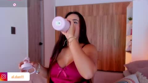 M E L I online show from 07-20-26, 03:14