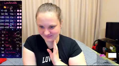 Snapshot of alanabrox chatting on 01-04-25, 03:28 Julia online show from 01-04-25, 03:28