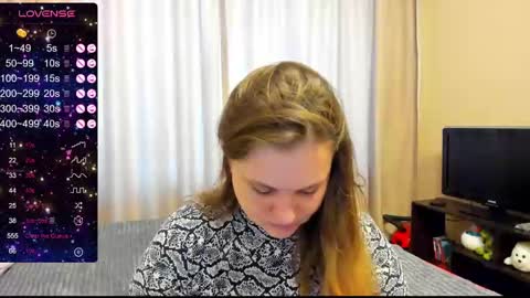 Snapshot of alanabrox chatting on 01-13-25, 10:36 Julia online show from 01-13-25, 10:36