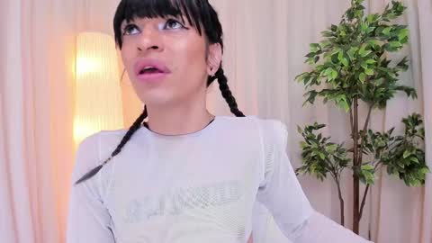 Alana silvana online show from 02-18-25, 12:39