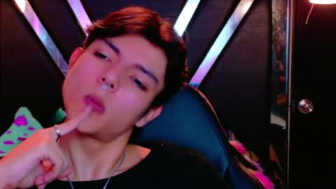 Snapshot of alandelrey57 chatting on 02-12-26, 02:28 ALAN DEL REY online show from 02-12-26, 02:28