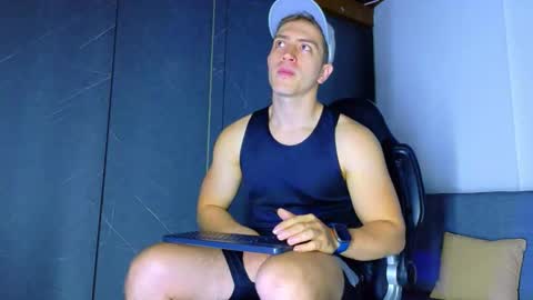 Snapshot of alanferrer chatting on 01-09-26, 10:07 Alan Ferrer online show from 01-09-26, 10:07