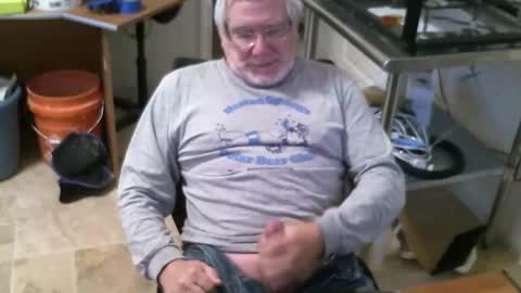 Snapshot of alanlee10allen chatting on 11-25-25, 02:39 Alanlee10allen online show from 11-25-25, 02:39