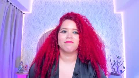 Snapshot of alanna_hank chatting on 02-17-25, 05:58 Alanna online show from 02-17-25, 05:58