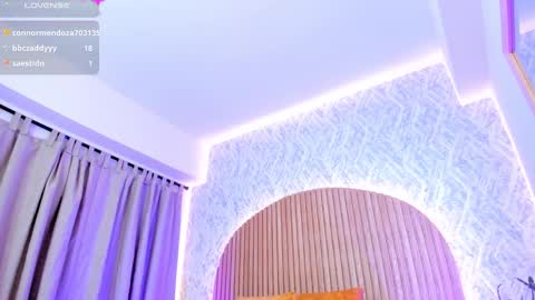 Snapshot of alanna_hank chatting on 03-07-25, 07:08 Alanna online show from 03-07-25, 07:08