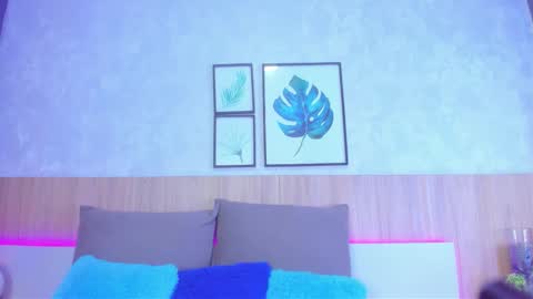 Snapshot of alanna_hank chatting on 11-07-25, 04:01 Alanna online show from 11-07-25, 04:01