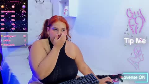 Snapshot of alanna_hot3 chatting on 01-21-25, 10:41 Ana online show from 01-21-25, 10:41