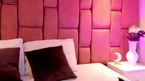 Alanna Jonnes online show from 09-18-25, 08:22