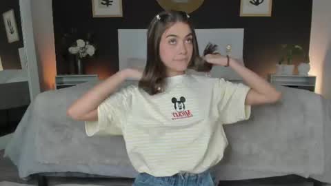 Alanna Cute Russell online show from 07-18-26, 08:34