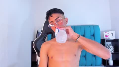 Snapshot of alannaughty_ chatting on 01-26-25, 09:07 alannaughty_ online show from 01-26-25, 09:07