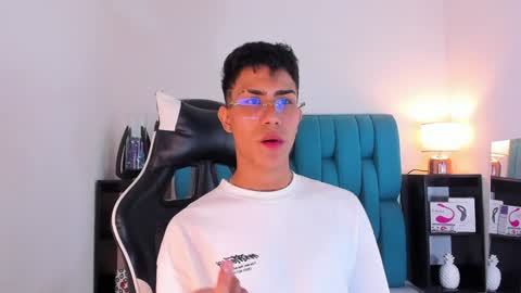 Snapshot of alannaughty_ chatting on 02-01-25, 05:18 alannaughty_ online show from 02-01-25, 05:18