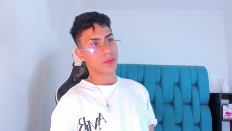 Snapshot of alannaughty_ chatting on 02-27-25, 09:04 alannaughty_ online show from 02-27-25, 09:04