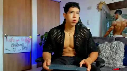 Alan online show from 06-19-26, 01:59